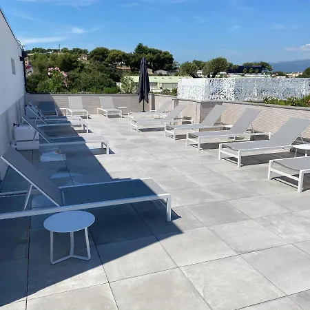 Aparthotel Lagrange Olympie Antibes